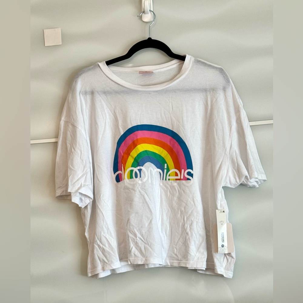 NWT Bloomingdale’s rainbow cropped tshirt XL oversized white tee